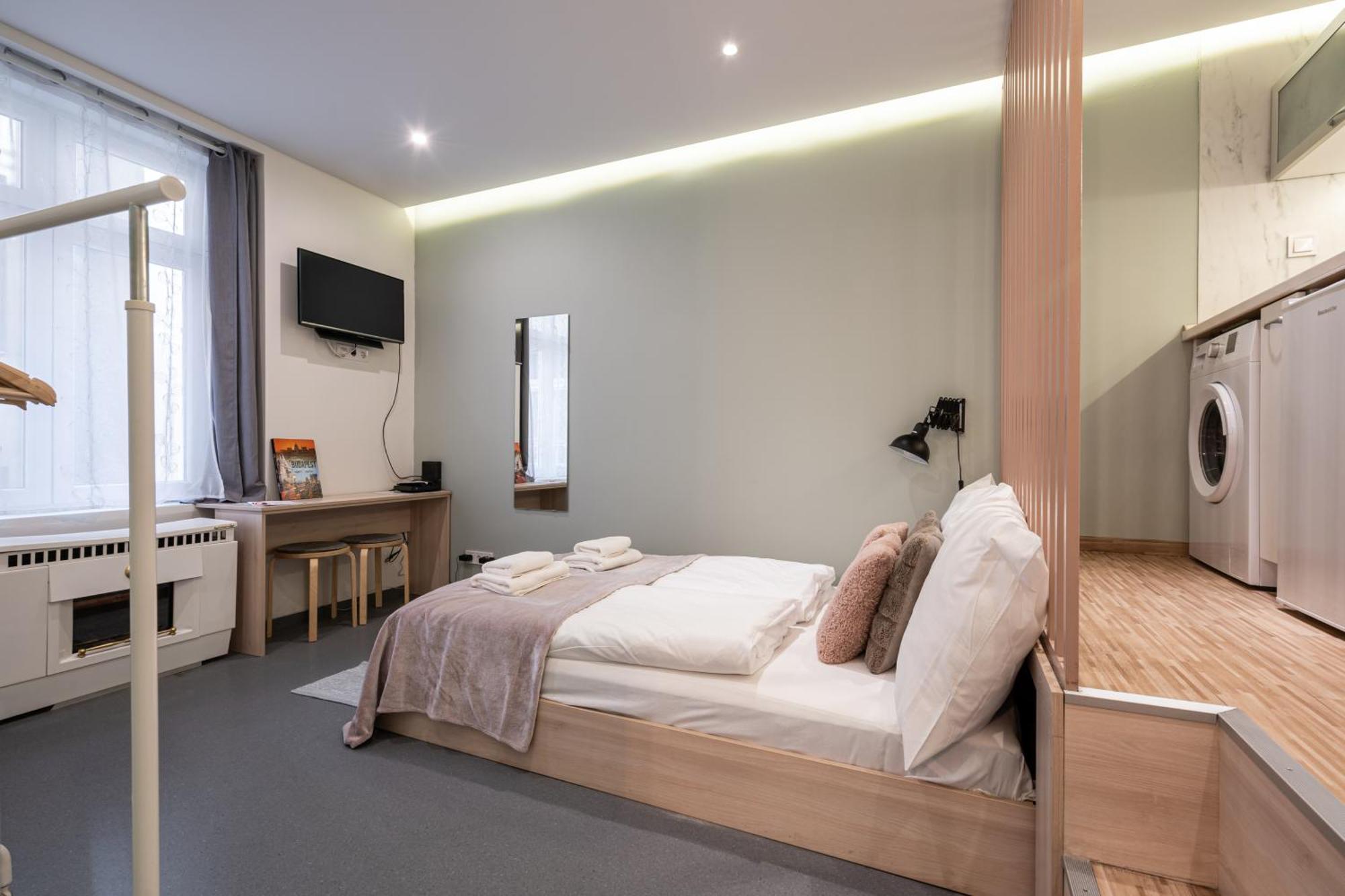 Cozy Little Flat In The City Center Budapest Exterior photo